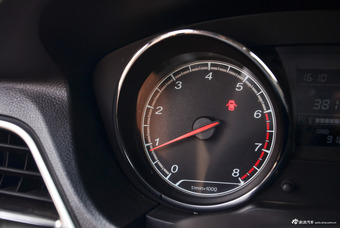 2017款奔腾B30 1.6L 手动舒适型