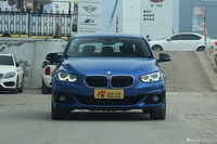 2017款宝马1系120i自动设计套装型 