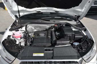 2017款奥迪Q3 1.4T自动30 TFSI时尚型图片