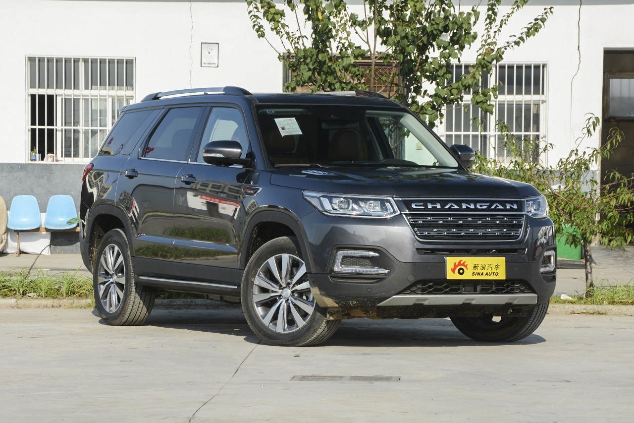 2017款长安CS95 2.0T自动四驱智尊版