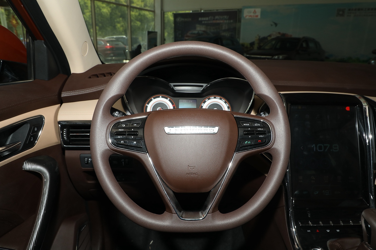 2017款猎豹CS9 1.5L手动舒适型