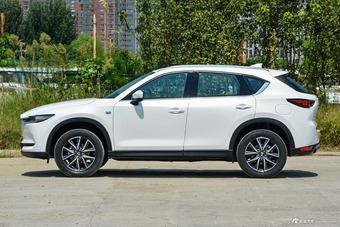 2017款马自达CX-5 2.5L自动四驱智尊型