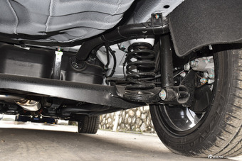 2018款荣威RX3 1.6L手动旗舰版