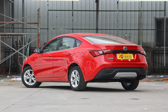 2016款名爵锐行1.5T自动超值豪华版