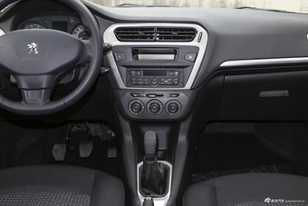 2014款东风标致301 1.6L手动舒适版CNG