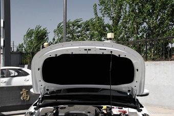 2017款荣威i6 1.5T手动豪华版20T