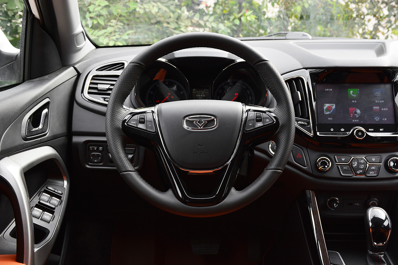 2017款凯翼X5 1.5T自动旗舰型