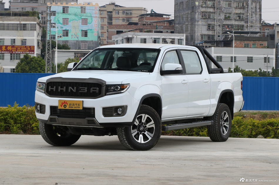 2017款黄海N3 2.5T手动四驱运动版JE4D25C