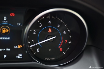 2017款捷豹XFL 2.0T自动200PS精英版