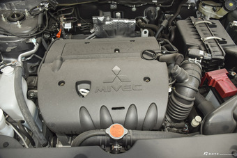 2013款劲炫ASX 2.0L自动四驱旗舰版