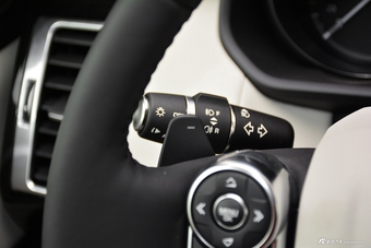 2017款发现3.0自动V6 HSE LUXURY