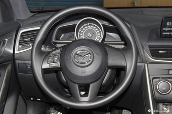 2016款马自达CX-4 2.0L自动两驱蓝天活力版