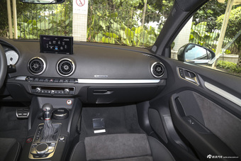 2017款奥迪S3 2.0T自动 Limousine