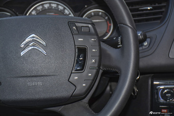 2016款雪铁龙C5 1.8T自动尊贵型