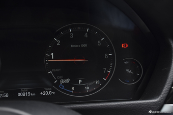 2018款宝马3系2.0T自动320Li M运动曜夜版