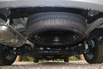 2017款宝骏730 1.5T手动豪华型7座