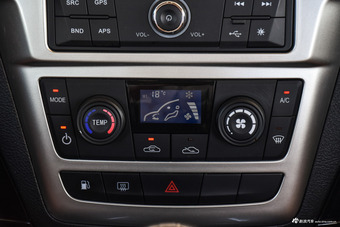 2016款揽福 2.4L手动汽油两驱精英版5座