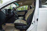 2015款海马福美来1.5T自动悦尚型