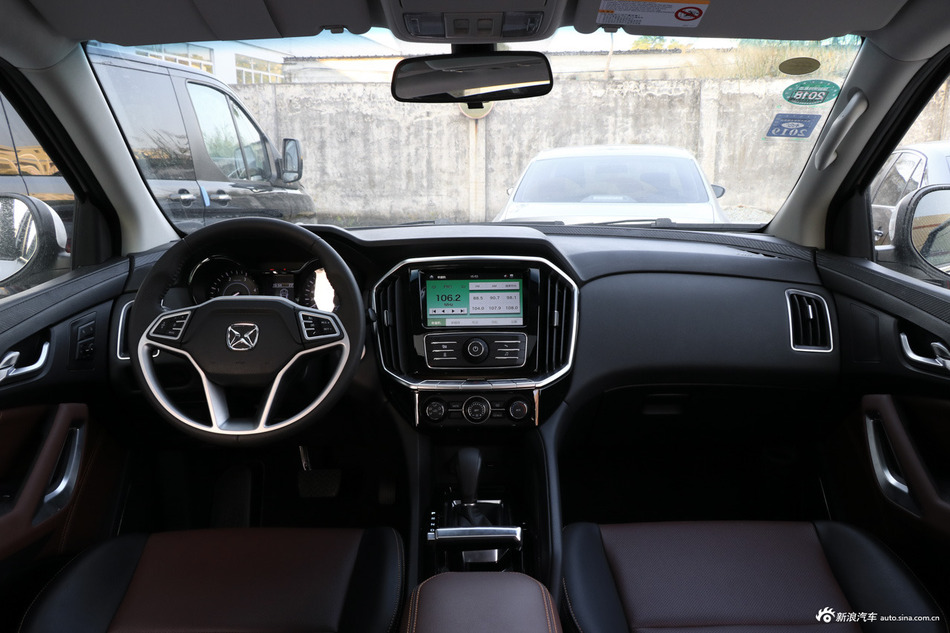 2017款驭胜S350 2.0T自动两驱柴油豪华天窗版5座