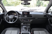 2018款奥迪Q5L 2.0T自动45 TFSI尊享风雅型