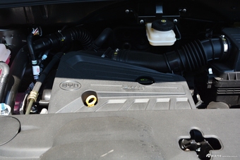 2017款比亚迪S7 2.0T自动尊荣型