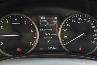 2017款雷克萨斯NX200 2.0L自动全驱锋尚版