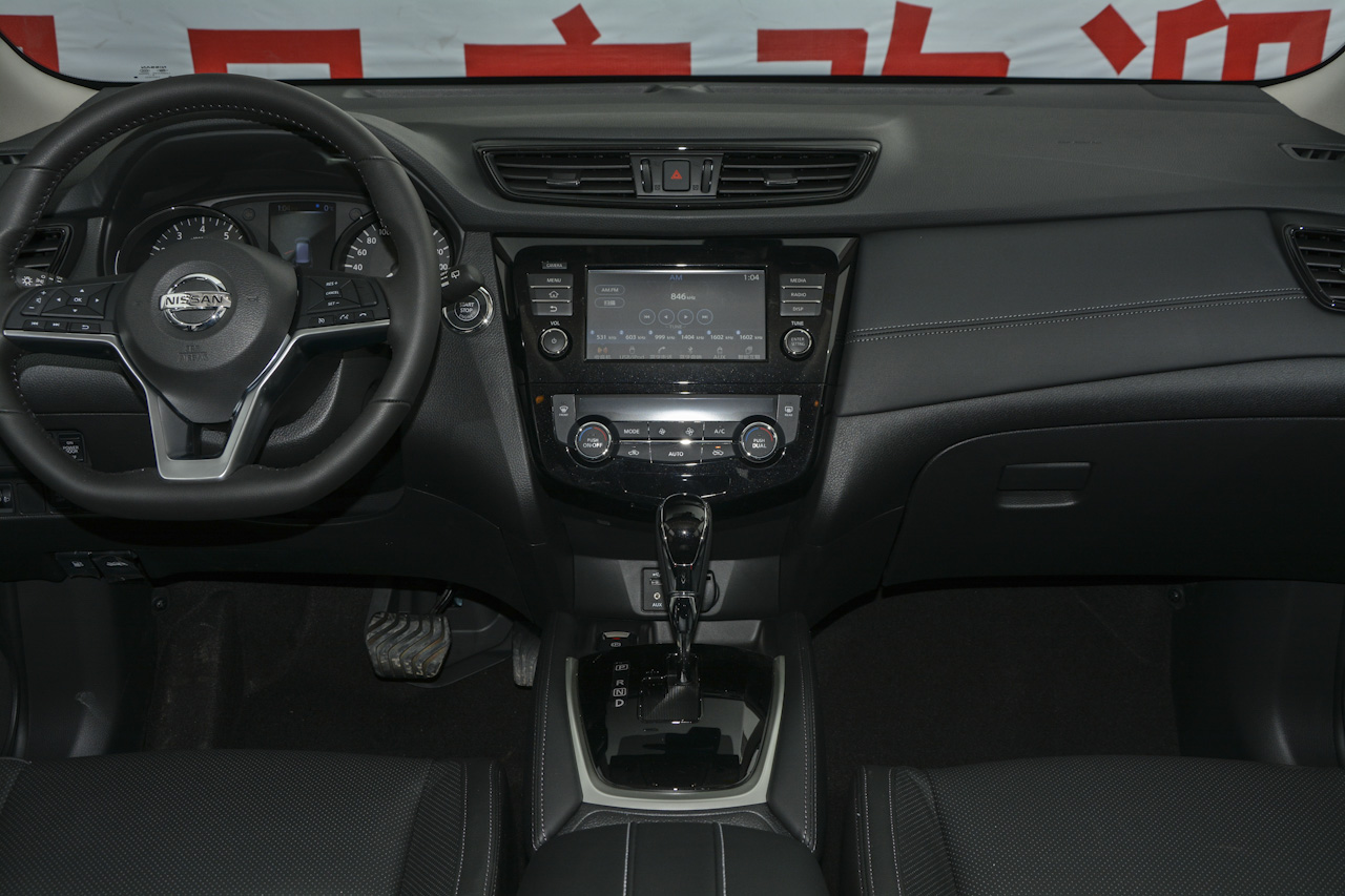 2017款奇骏2.5L自动CVT豪华版 4WD