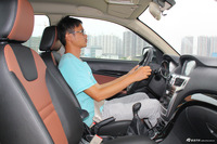 2017款揽福1.9T手动柴油两驱豪华版5座