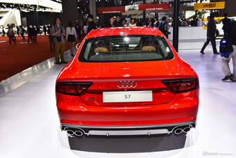 奥迪S7