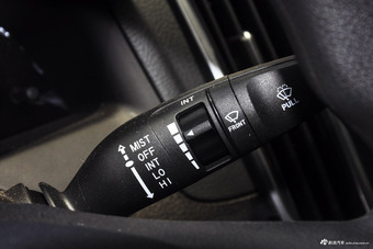 2017款众泰Z360 1.5L手动豪华型