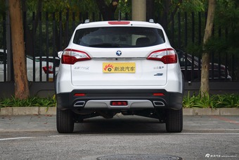 2016款启辰T70X 2.0L自动睿享运动版