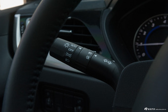 2018款海马S5青春版 1.6L自动旗舰定制版