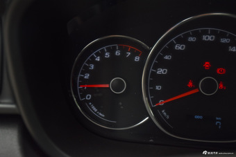 2015款骏派D60 1.5L手动标准型