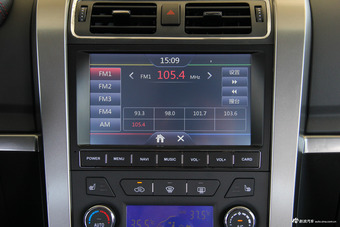 2017款黄海N3 2.5T手动两驱运动版XD25T5