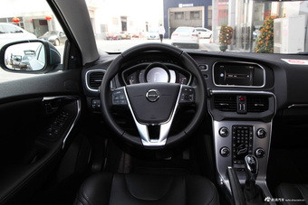 2018款沃尔沃V40 1.5T自动T3 智雅版