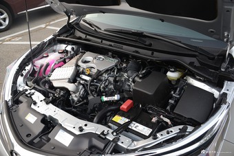 2017款丰田卡罗拉 1.2T CVT GL-i真皮版
