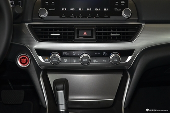 2018款雅阁1.5T自动豪华版260TURBO