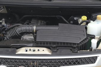 2012款五菱荣光1.5L加长标准型