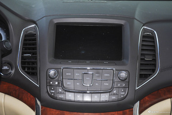 2015款荣威950 2.0T自动豪华行政版