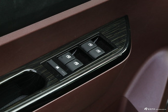 2017款迈威1.8L手动精英型