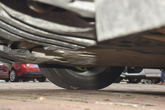 2017款思铂睿混动2.0L自动净驰版