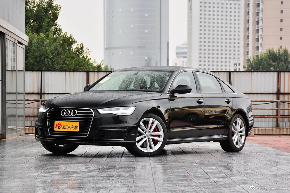 2018款奥迪A6L 3.0T自动30周年年型 45 TFSI quattro 运动型