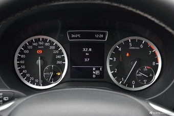 2018款英菲尼迪QX30 1.6T自动两驱极限版