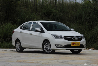 2016款海马M3 1.5L手动舒适型天窗版