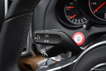 2016款卡宴3.0T自动