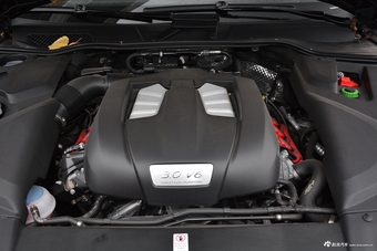 2016款卡宴3.0T自动