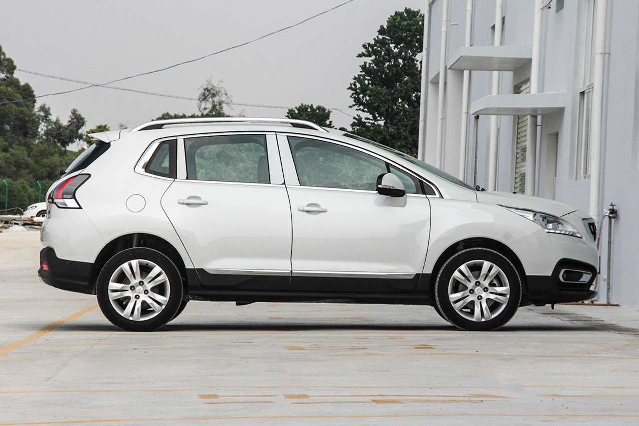 2016款标致3008 1.6THP自动经典版