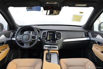 2018款沃尔沃XC90升级版 2.0T自动 T6智逸版5座图片