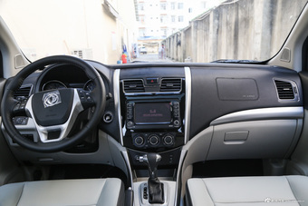 2016款风行S500 1.6L自动尊享型