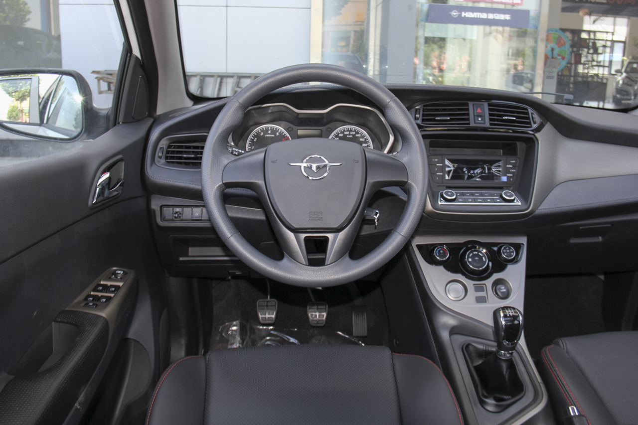 2017款海马M3 1.5L手动豪华型